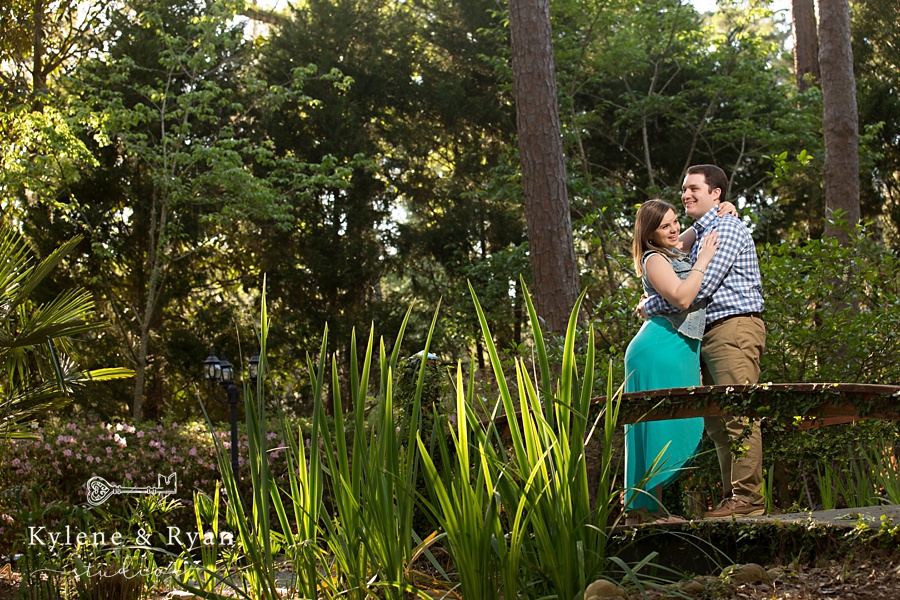 Elizabeth & Anthony | Engagement Love at Dorothy B. Oven Park